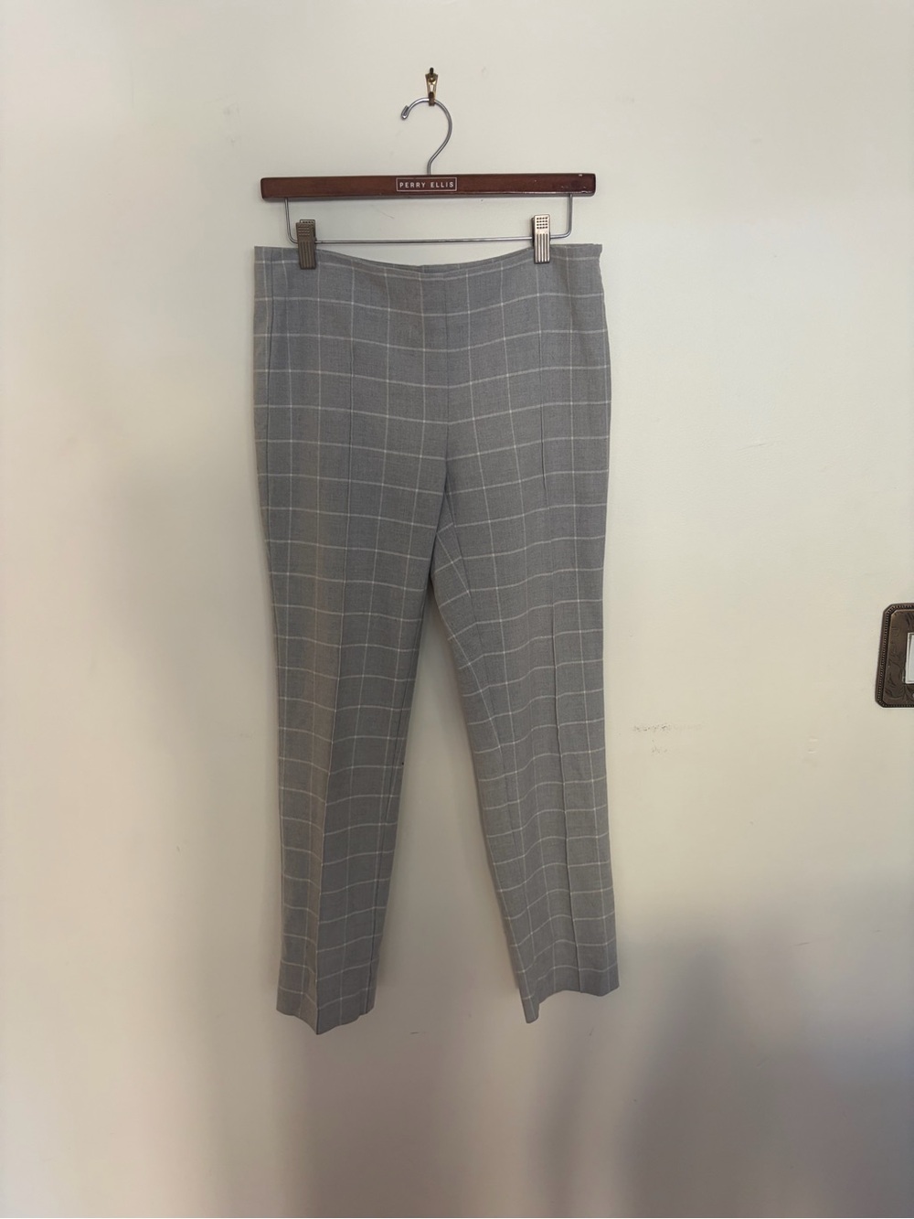 Women’s Anthropologie Gray Windowpane Dress capri Pants - Classic Tailored Fit